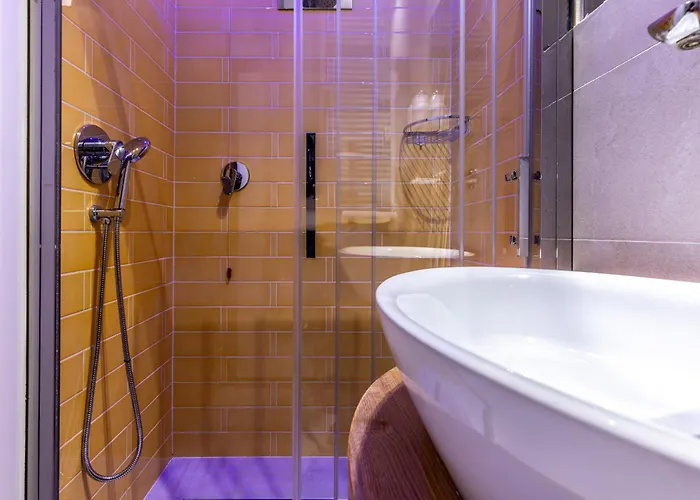 Energy, Style, And Relax In Perfect *